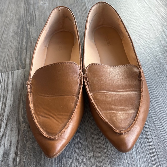 Express Cognac Saddle Brown Pointed Loafers - Picture 6 of 6